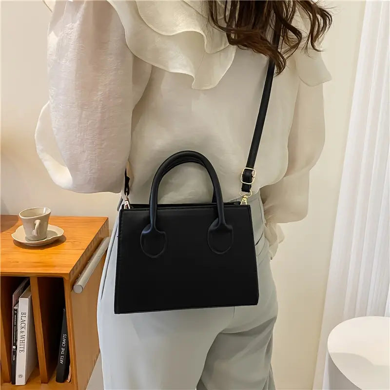 Kova β Genuine Leather Shoulder Bag
